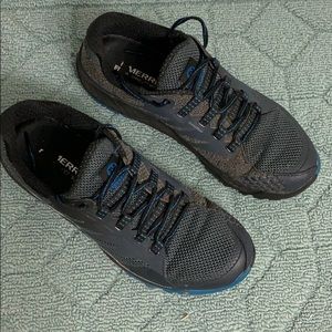 Merrell men’s shoes. SZ 8